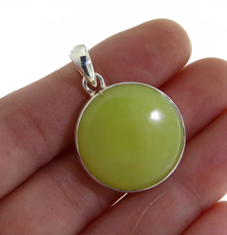 Pandant din Argint 925 Opal verde Natural -  Frumusețe Radiantă și Inovație