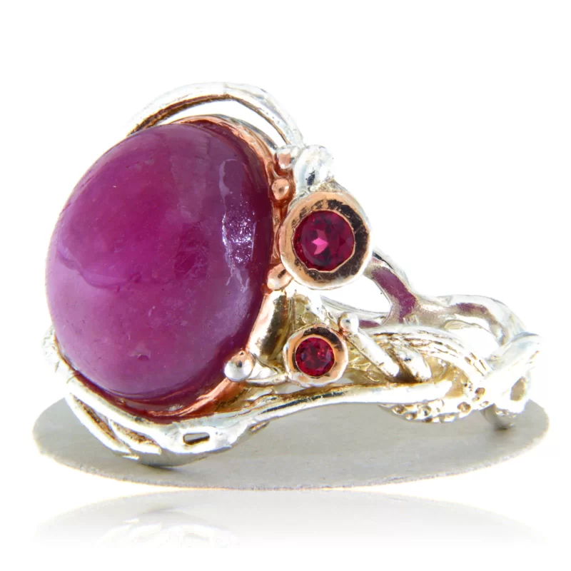 Inel Argint 925 Accente aurite Rubin Granat Naturale - Pasiune si Eleganta