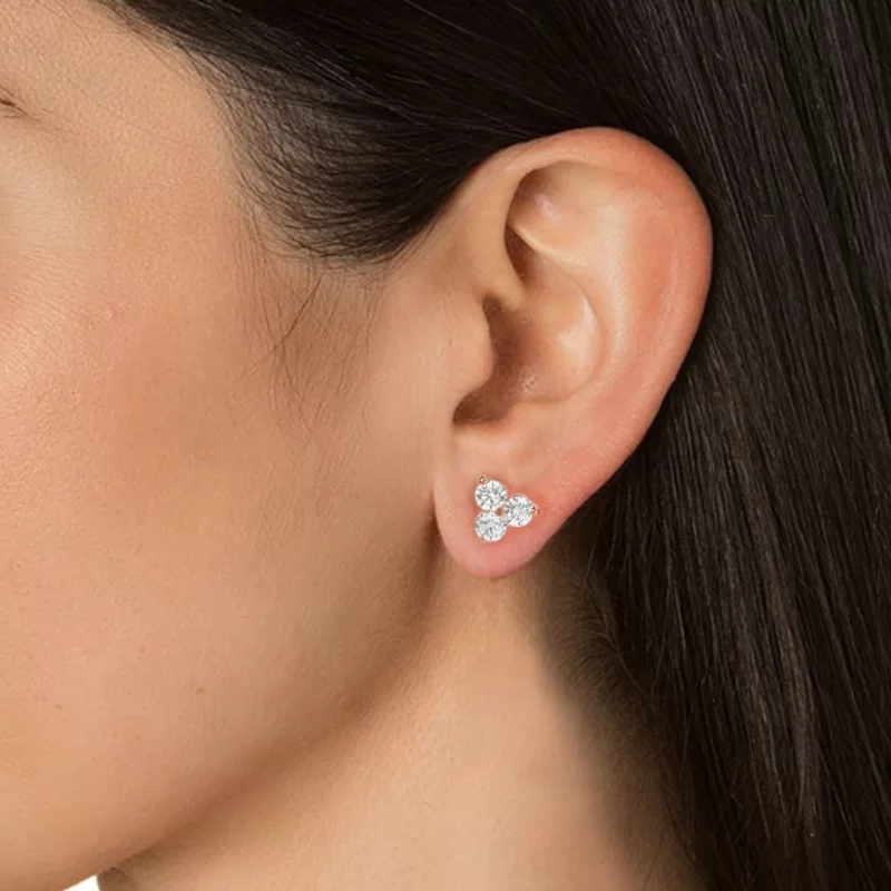 Cercei Aur Refined Stud Aur 18k Diamante Naturale - Sara