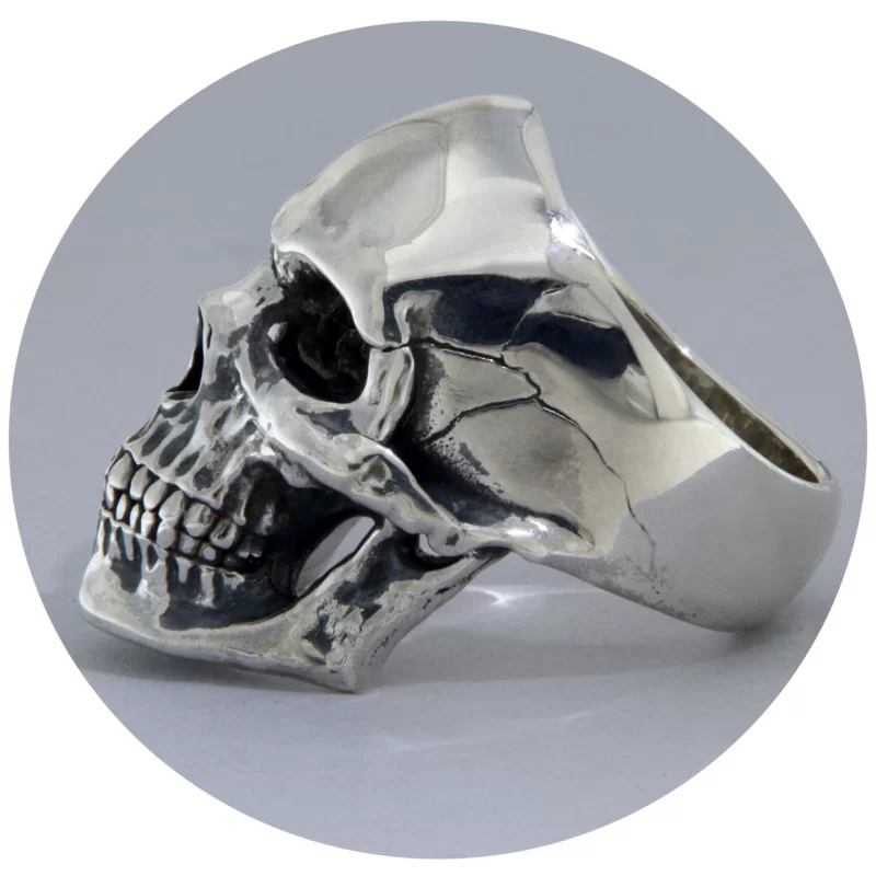 Ghiul Masiv Barbatesc Argint 925 Oxidat Craniu Skull - Putere si Atitudine